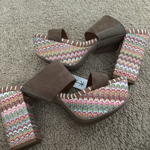 Women’s platform sandal - Picture 4 of 5